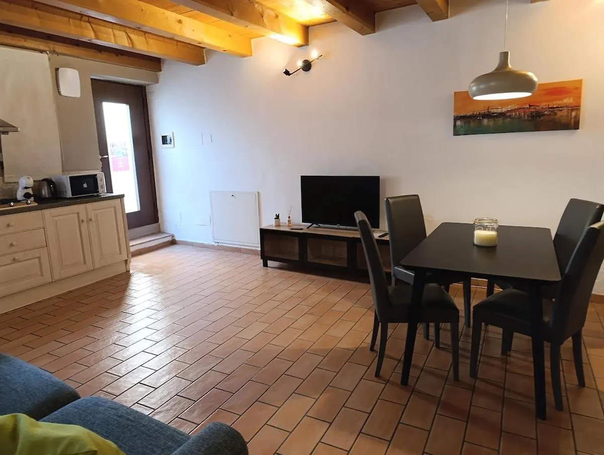 Appartamento Domus Al Pozzo Verona Italia